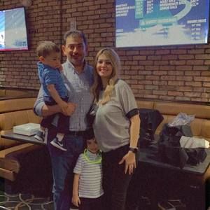 Meet your Posher, Muna